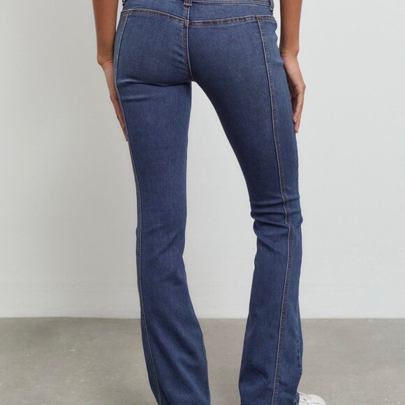 🦋 NWT 🌸 Urban Outfitters BDG Women's Y2K Tinted Denim Belted Flare Jeans 24 - Picture 2 of 4